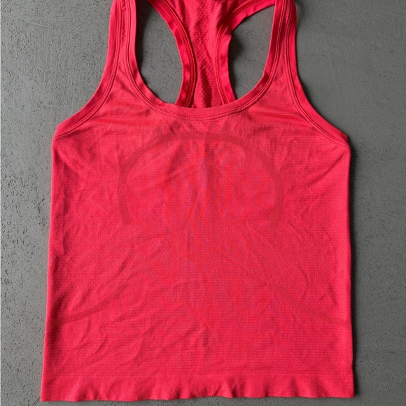 Lululemon swiftly tech racerback set - Picture 3 of 7